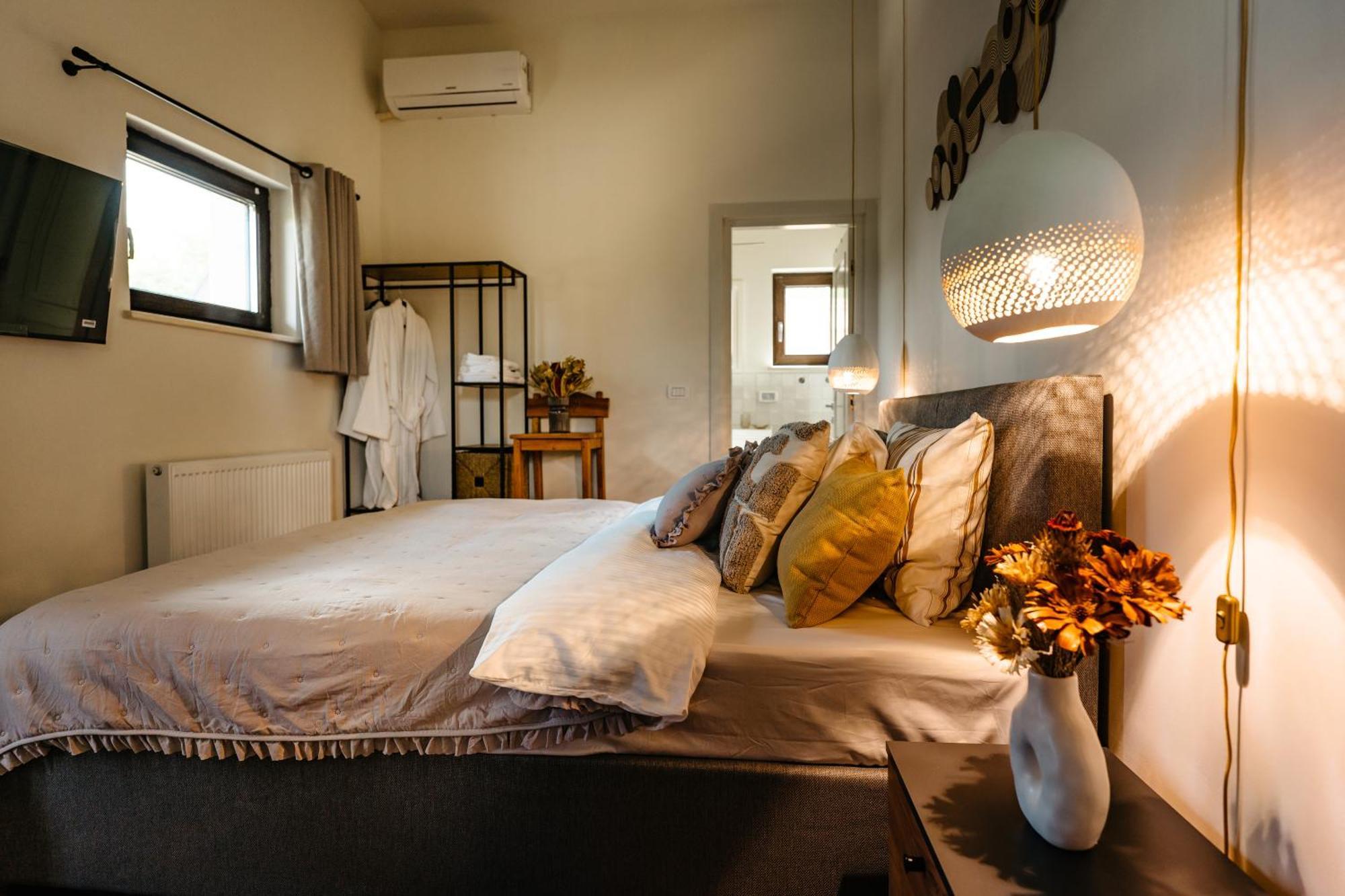 The Tribe Alpaca Retreat Hotel Branesti ภายนอก รูปภาพ